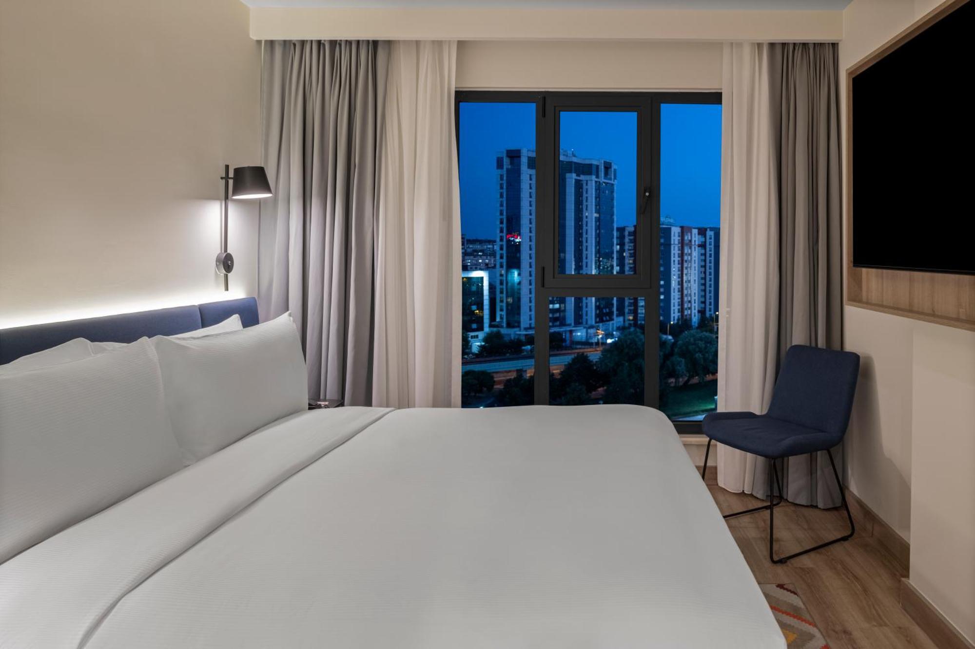 Hotel Hampton By Hilton Merter 3*